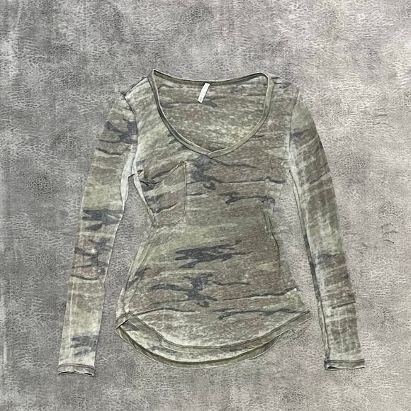 Y2K Z Supply Camo Long Sleeve - Picture 1 of 6